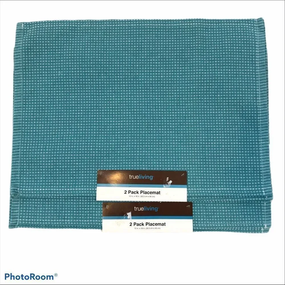 2 Packs of‎ Brand New Placemats- two per pack Blue